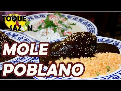 mole-poblano-toquetour