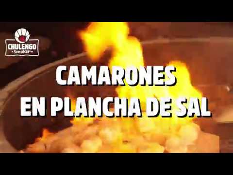 camarones-flameados-en-tequila-sobre-la-tabla-de-sal