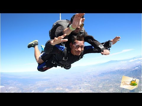 manuel-se-avento-del-paracaidas