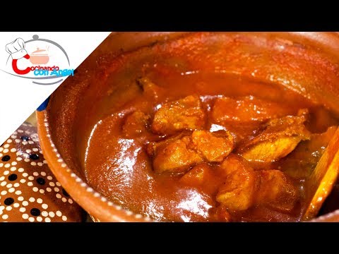 carne-de-cerdo-en-salsa-roja-para-tamales