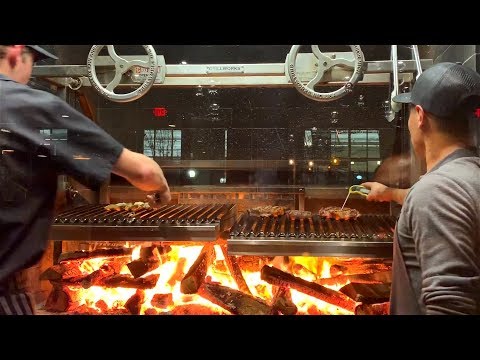 probando-carne-anejada-a-la-lena-la-capital