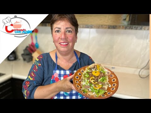 huaraches-de-carne-asada-cocinando-con-angel