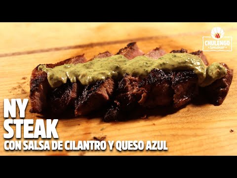 ny-steak-con-salsa-de-cilantro-y-queso-azul