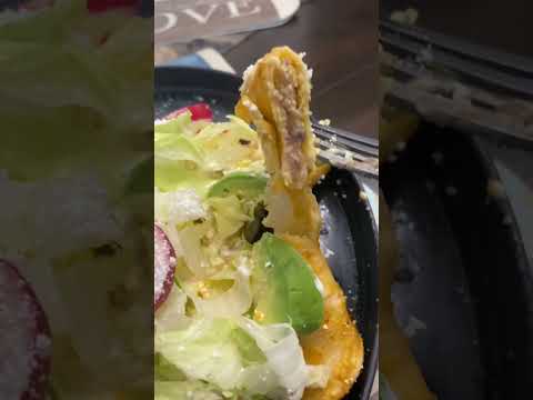 ricas-enchiladas-de-tomate-rojo-shorts-enchiladas