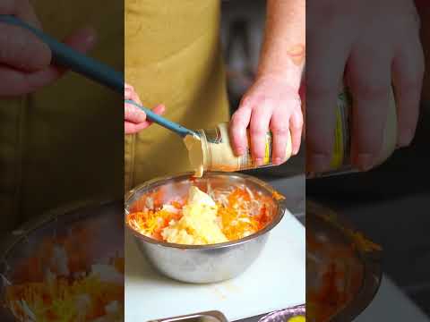 sandwich-de-pollo-crujiente-con-ensalada-de-col-cremosa-receta-facil-y-casera