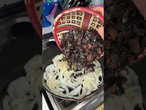 salsa-picante-jugosa-para-tacos-dorados-y-flautas-food-shorts