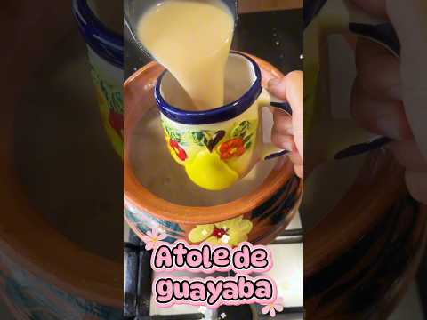 atole-de-guayaba-delicioso-descubre-el-tip-para-que-no-se-corte