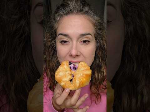 probe-el-croissant-de-blueberry-del-costco-y