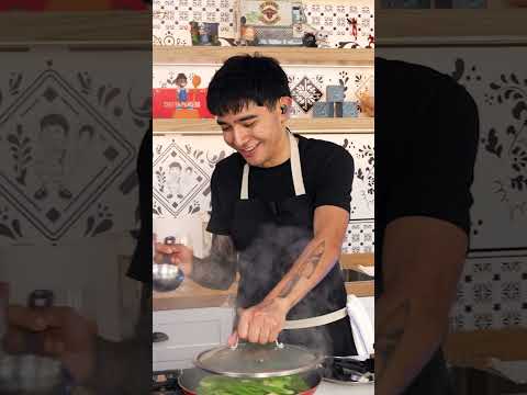 un-pozolito-para-la-gastronena-coraldiaz-chefenproeso