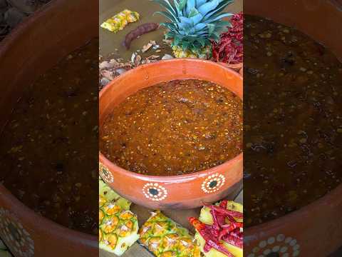 salsa-de-chile-de-arbol-con-pina-y-tamarindo-shorts