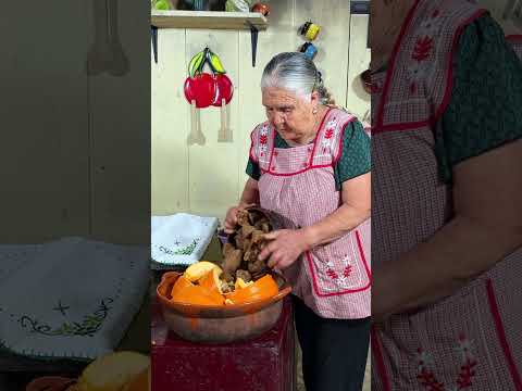 ya-huele-a-dia-de-muertos-calabaza-en-dulce-shorts
